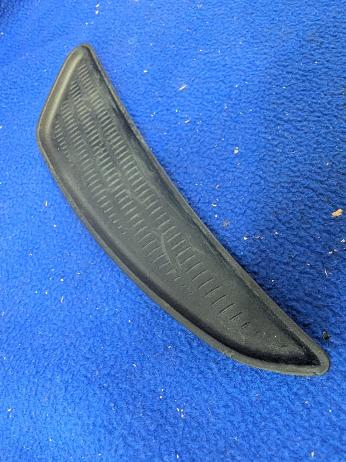 2007 - 2013 BMW X5 X6 REAR RIGHT SIDE CENTER CONSOLE MAT INSERT RUBBER PAD OEM