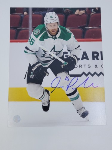 Joe Pavelski Autographed 8x10 Photo Signed Frozen Pond COA Sticker Sharks Stars