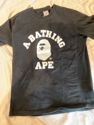 Bape t shirt black shirt white logo small 
