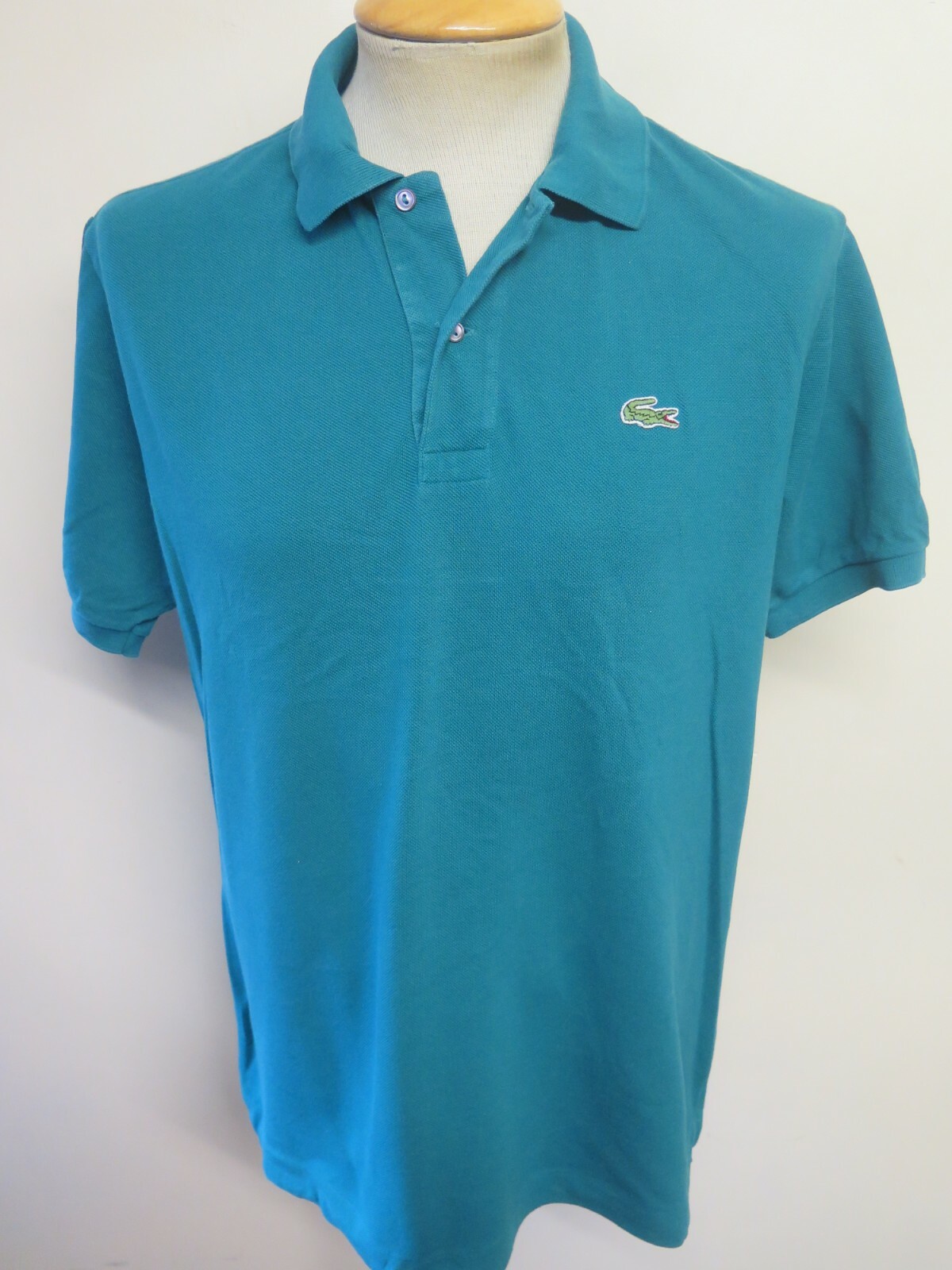 lacoste shirt size 50