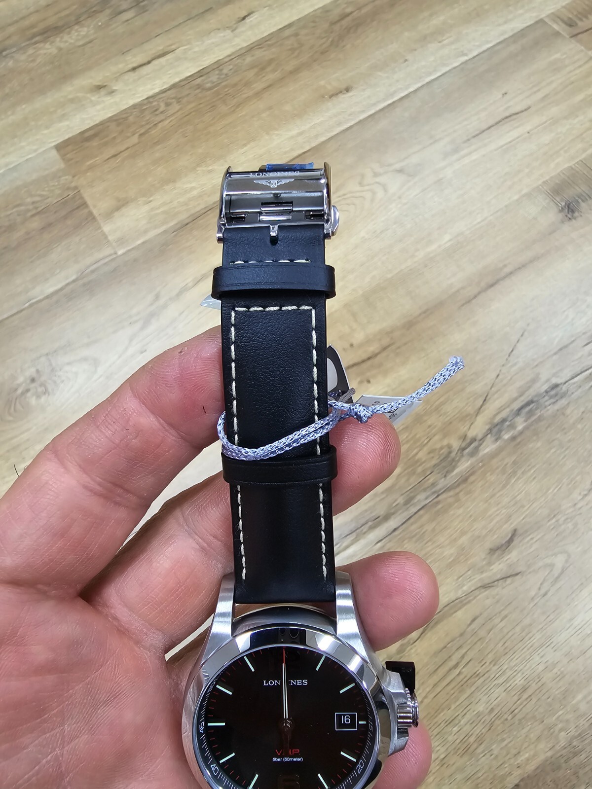 Pre-owned Longines Conquest 41 Mm Quartz Mens Watch L3.716.4.56.2 - With Tag