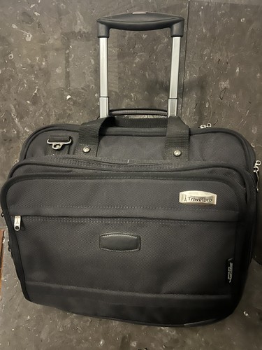 週末値下げTravelpro Crew10 Rolling Tote Travelpro crew sale 10 rolling tote