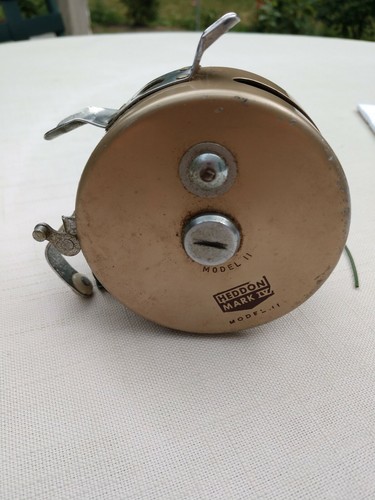Vintage Heddon Mark IV, model 11, Made In USA FISHING REEL