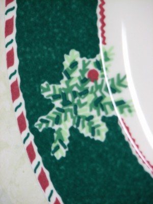 Fitz and Floyd China YULETIDE HOLIDAY Christmas Red and Green Dinner Plate(s)