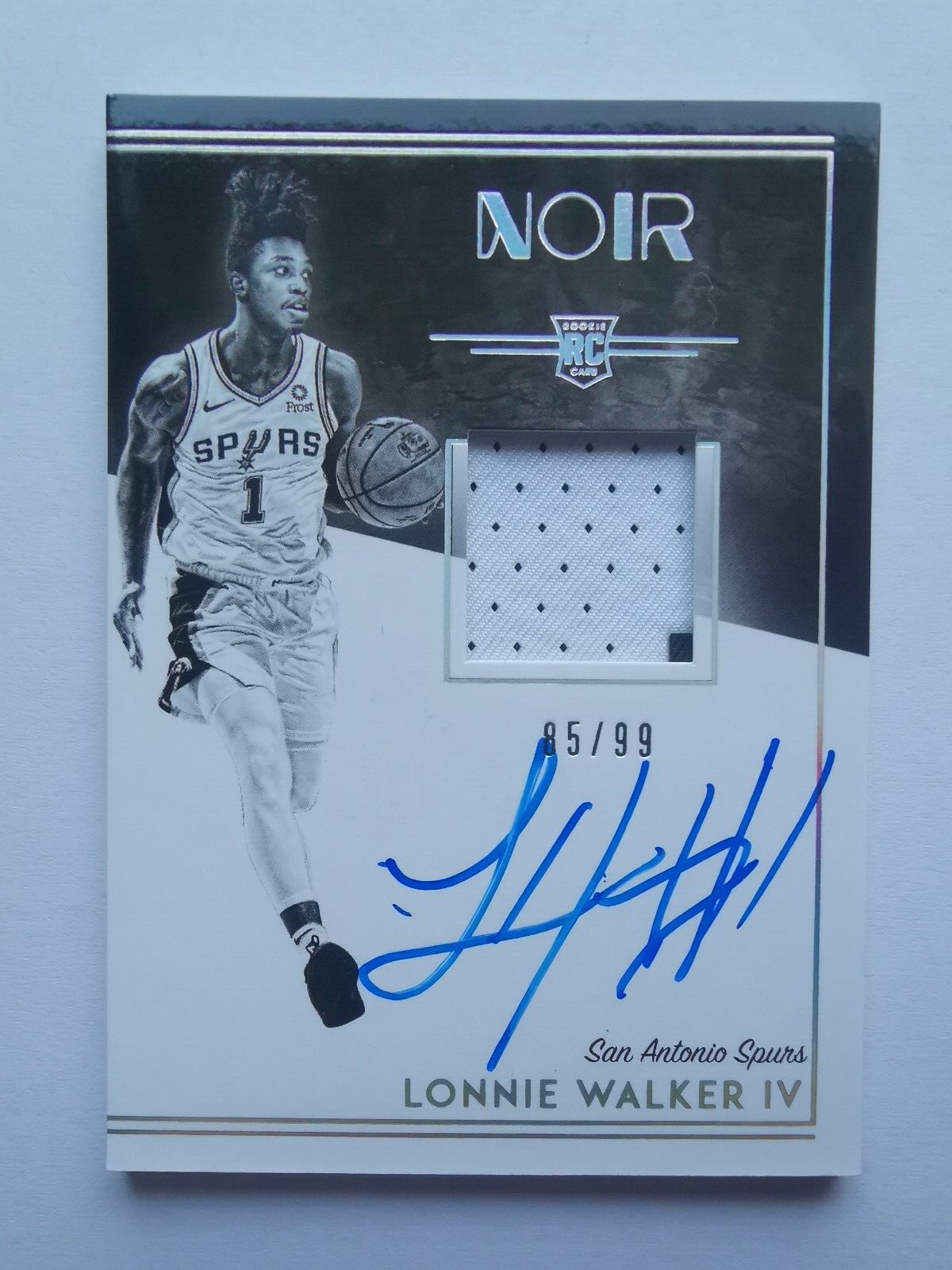 2018-19 noir basketball Lonnie Walker IV RPA SP 85/99 on