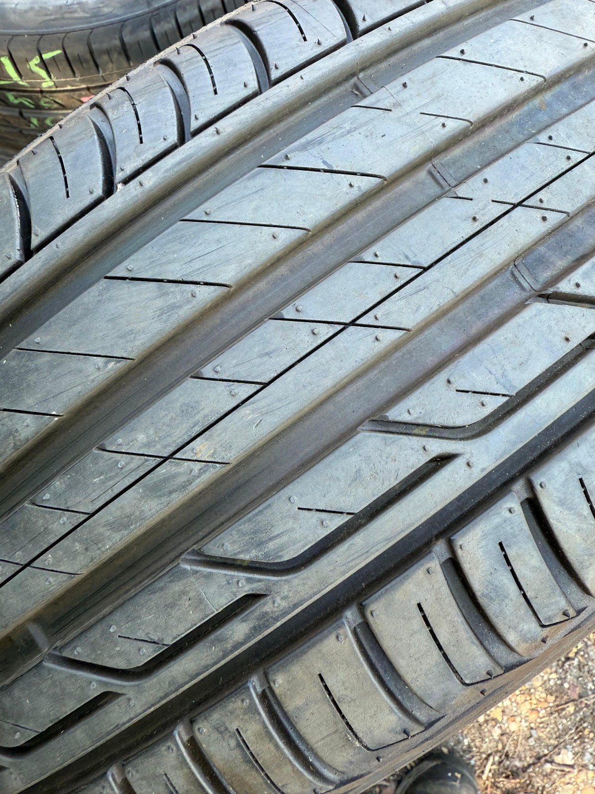New 215 50 18 Bridgestone, Turanza T001, 92W, x1 Single Tyre (F1_tyres) YD153