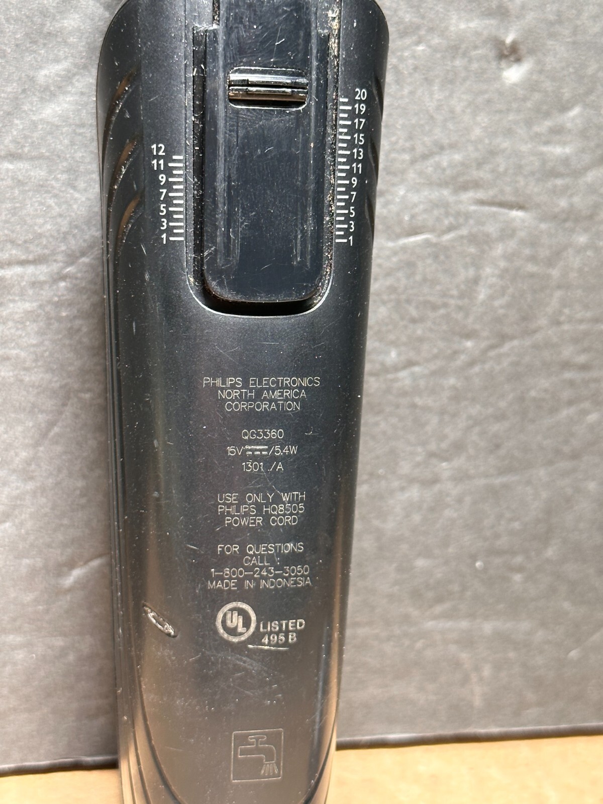Philips Norelco QG3360 Series 5100 Trimmer w/ Charger Works Ships Fast!!!