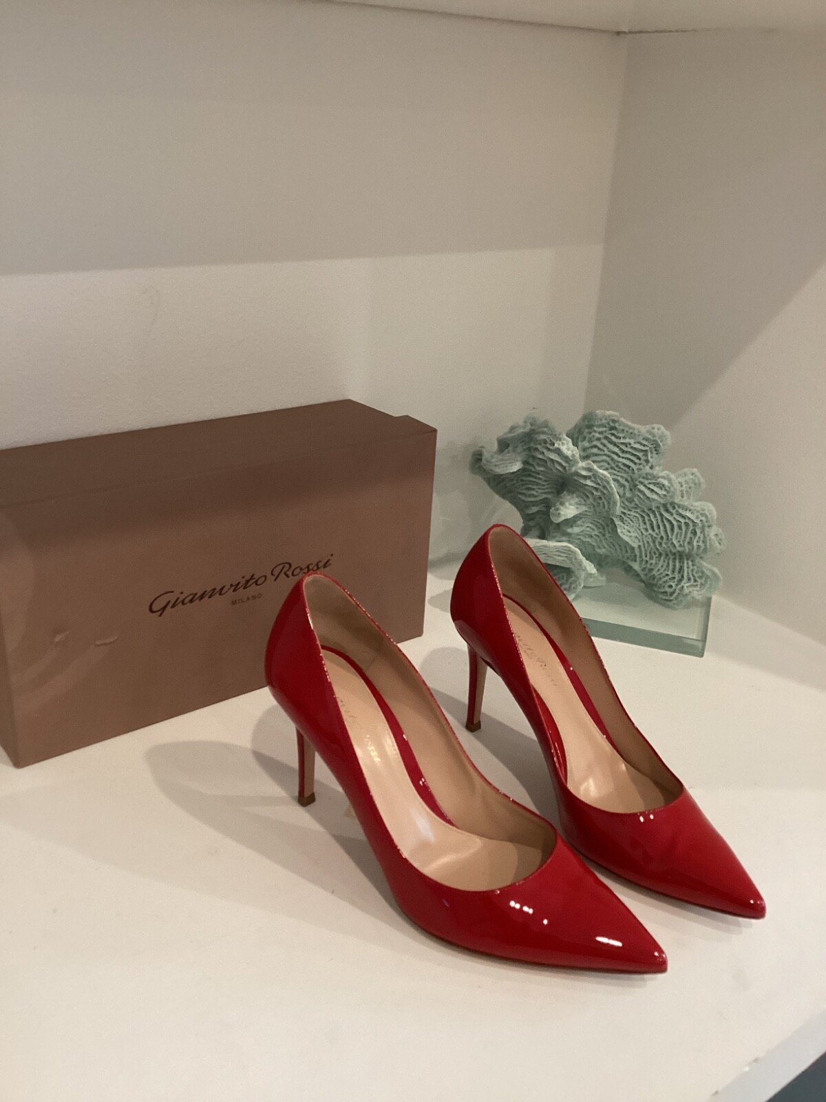 gianvito rossi エナメルシューズ　レッド　23センチ Gianvito Rossi Patent Leather Red Stiletto Pumps Heels Shoes