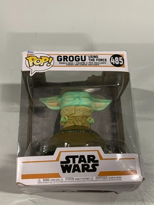 Funko Pop! Deluxe Mandalorian - Grogu (The Child) Using The Force (SFX)