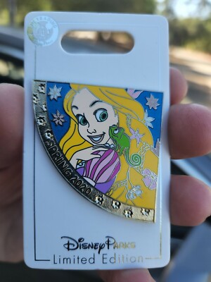 Disney Parks Spring 2020 pin Rapunzel And Pascal, Tangled, Quarterly, LE 