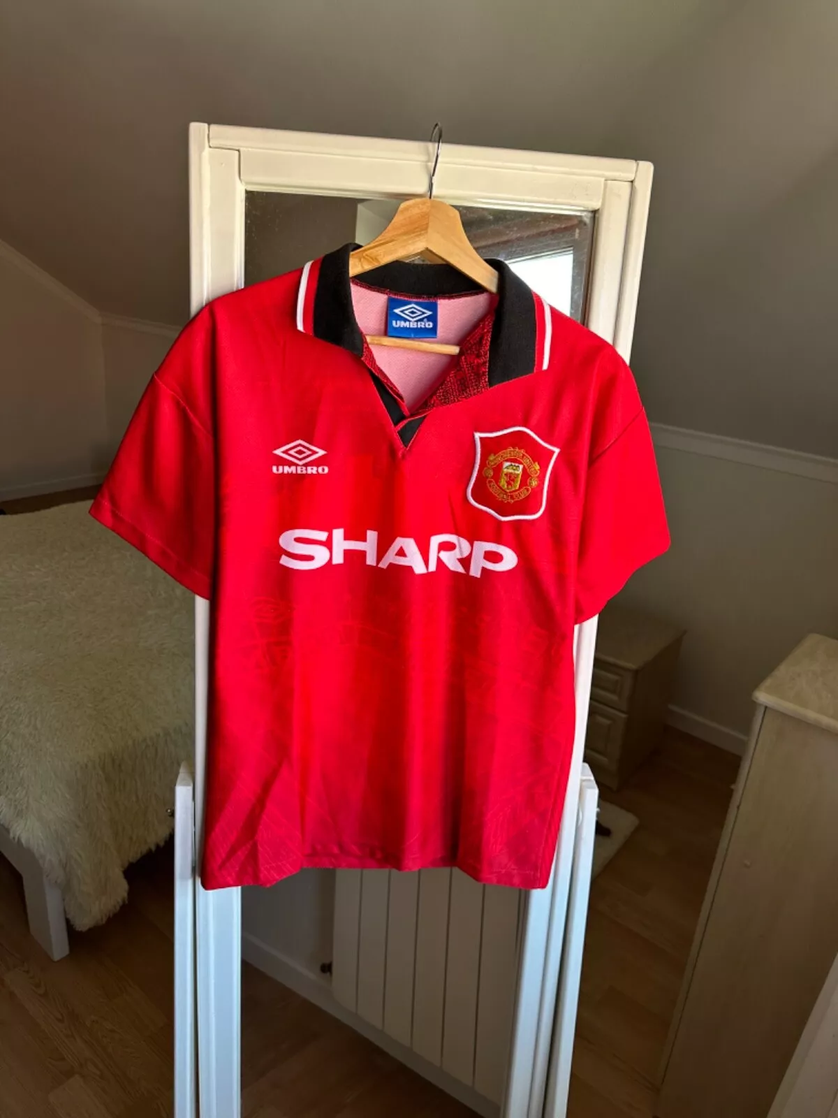 ウェア 94/95 umbro Manchester United jersey kit 1994-96 Umbro Manchester United Home Shirt David BECKHAM #24