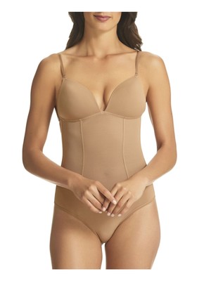 

FINE LINES Intimates Бежевые трусы-стринги с низким V-образным вырезом сзади и формованными чашечками Light Control, Бежевый