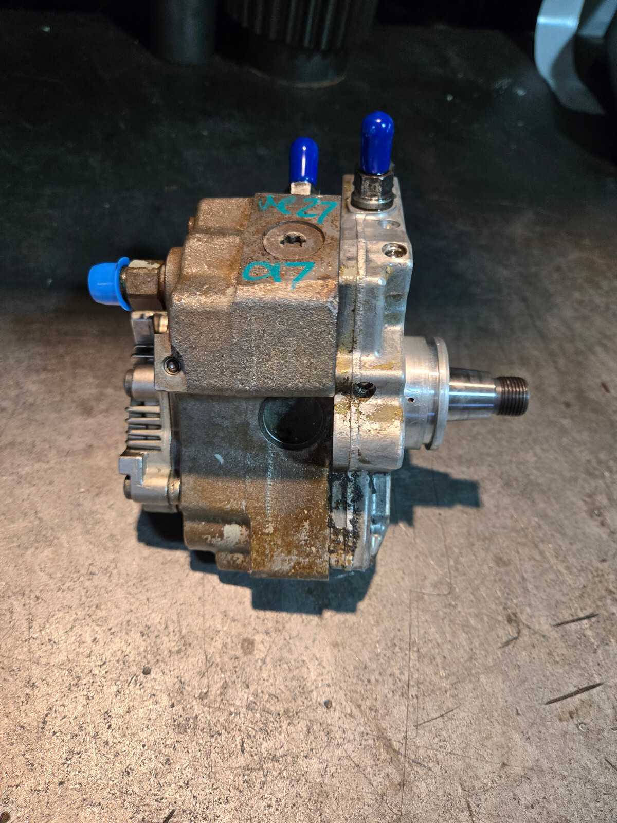 TESTED 0445020017 Bosch CP3 Pump  GM Duramax CORE / FOR PARTS 8972080732 ref27 - Picture 6 of 8