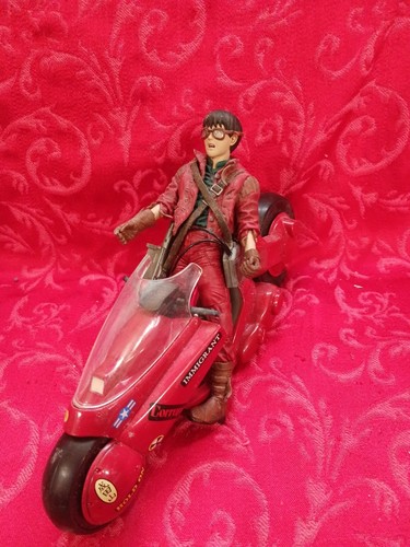 AKIRA McFarlane Toys バイク　フィギュア レッド　未開封 AKIRA McFarlane Toys バイク フィギュア レッド 未開封