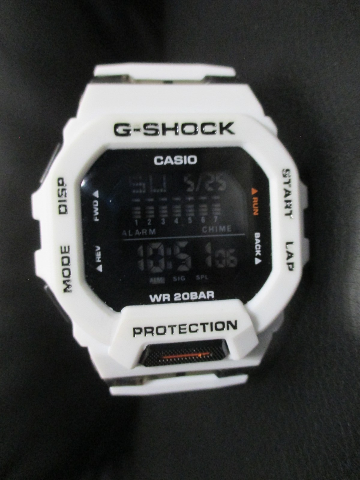 FINAL  × CASIO G-SHOCK Mini ホワイト FINAL HOME x Casio G-Shock Mini | Hypebeast