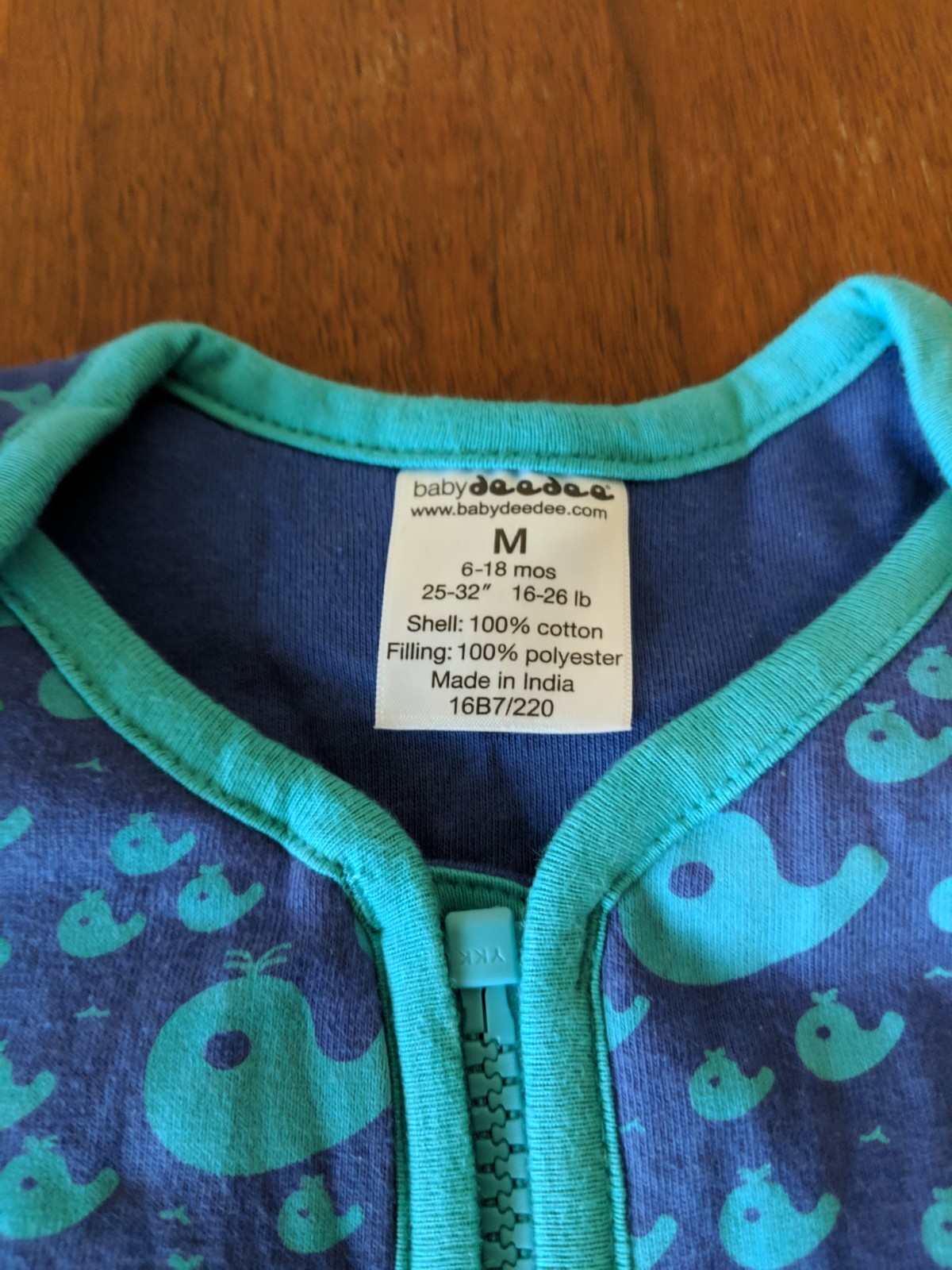 Baby Deedee Sleep Nest Tee - Playful Whales in Medium (CL256) OPEN BOX