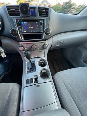 image 8 of interior