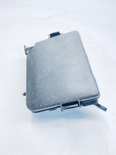 Used Fuse Box Engine fits: 2016 Hyundai Elantra engine compartment Canada market