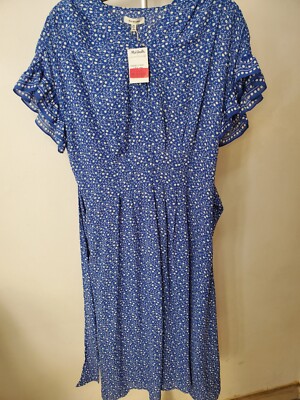 Womens Max Studio Dress. Medium