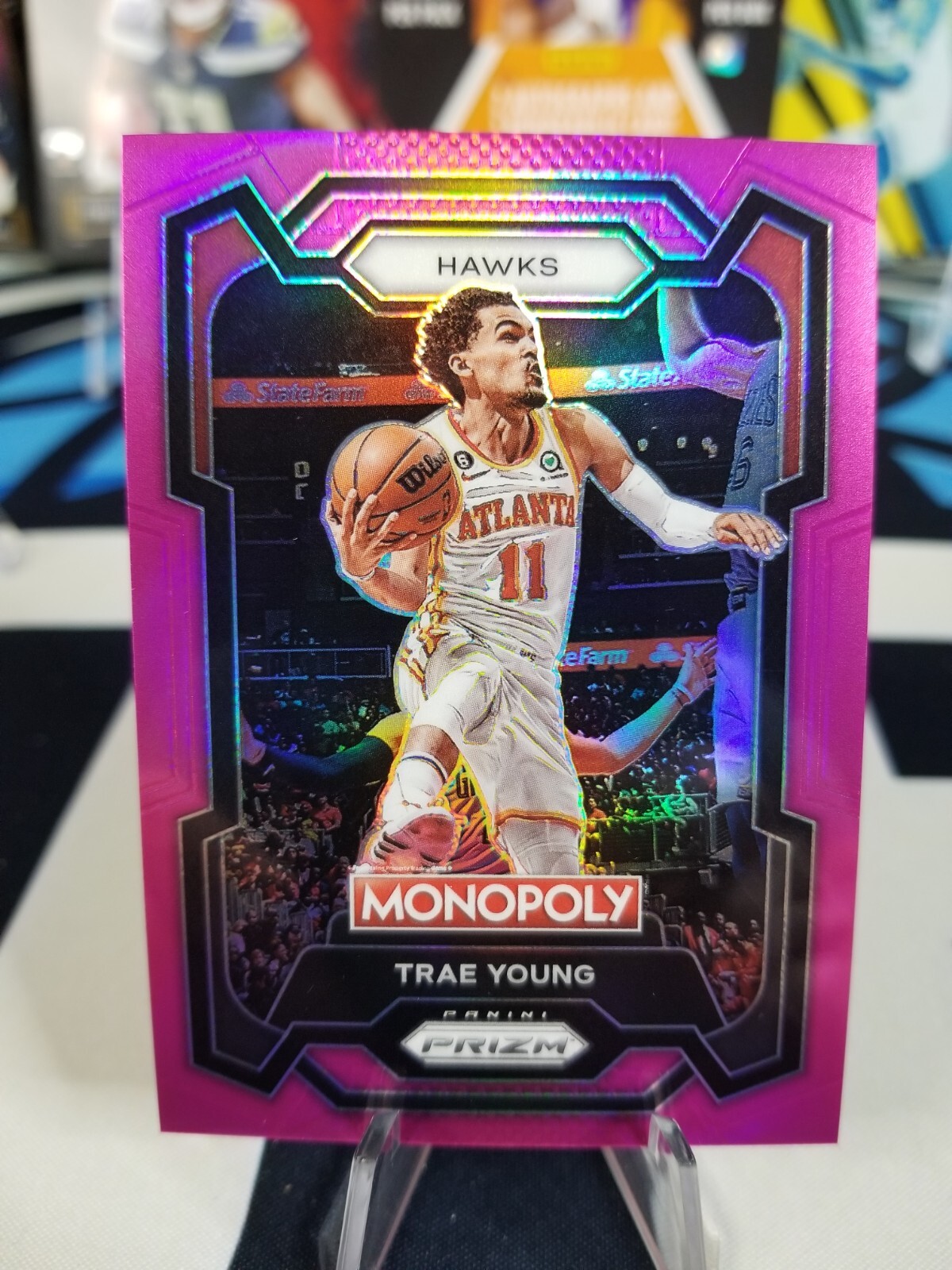 2019 NBAカード Trae Young サイン 10シリ Amazon.com: Trae Young 2019 Panini Prizm Basketball Card #31