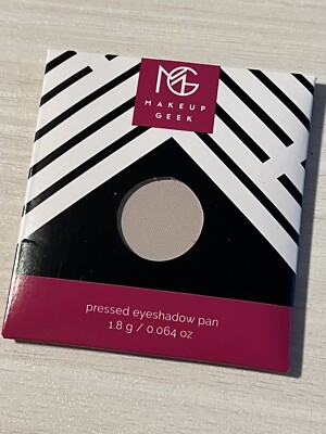 Makeup Geek Pressed Eyeshadow Round Pan in SAND DOLLAR 1.8 g