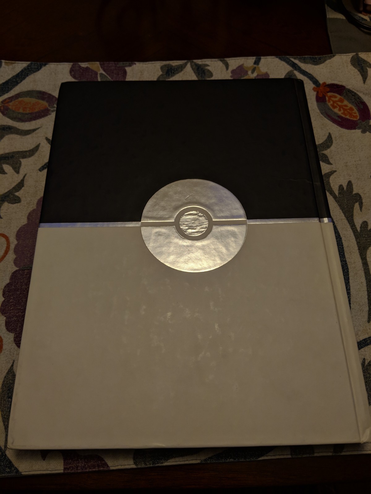 Pokemon Black Version & Pokemon White Version Collector's Edition