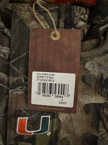 SUPREME SUPREME MITCHELL & NESS NCAA HOODED STADIUM JACKET WOODLAND CAMO SMALL CONFIRMED