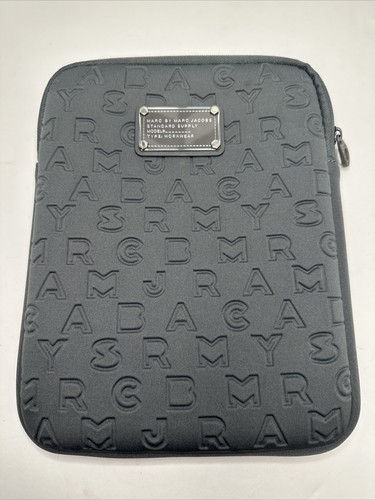 【MARC BY MARC JACOBS】iPadケース ブラック Marc by Marc Jacobs Black Neoprene iPad Case Marc by Marc