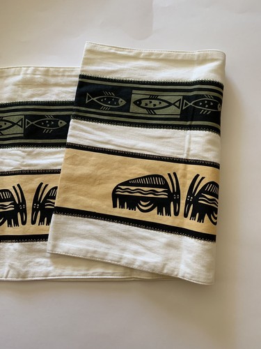 Table Runner 12 x 56 Alaska design fish buffalo rectangular quilted