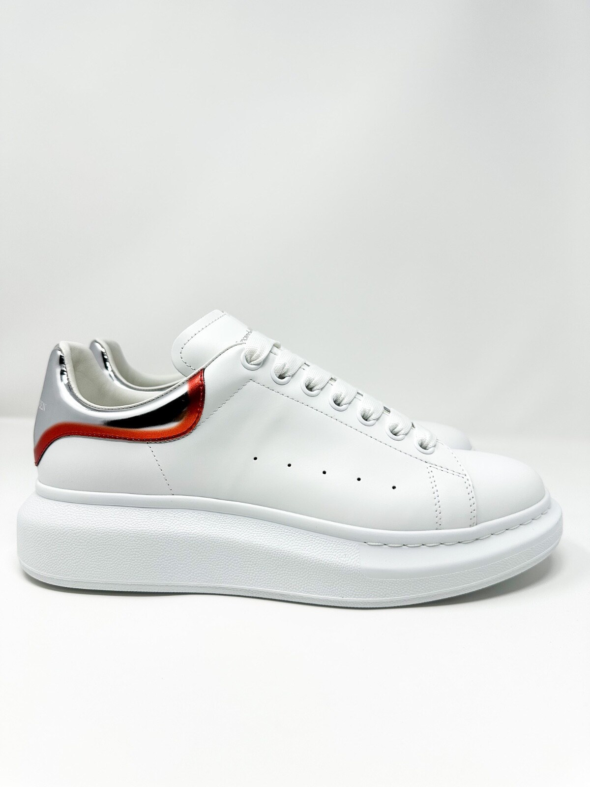 Pre-owned Alexander Mcqueen Men's Oversized White/lust Sneakers 11 Us / 44 Eu $690