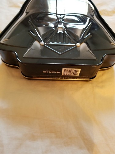 STAR WARS Limited Edition Pez Tin Gift Set of 4 candy dispensers