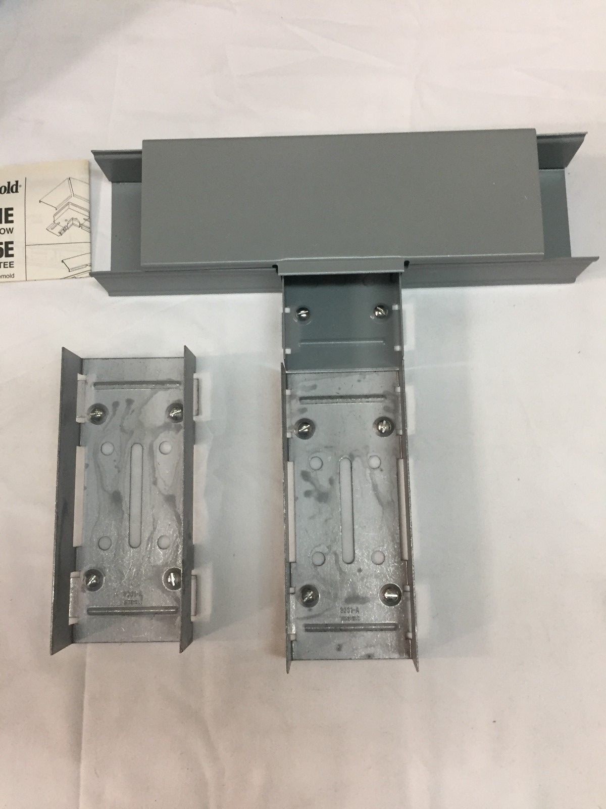 Wiremold G3015E Tee Fitting