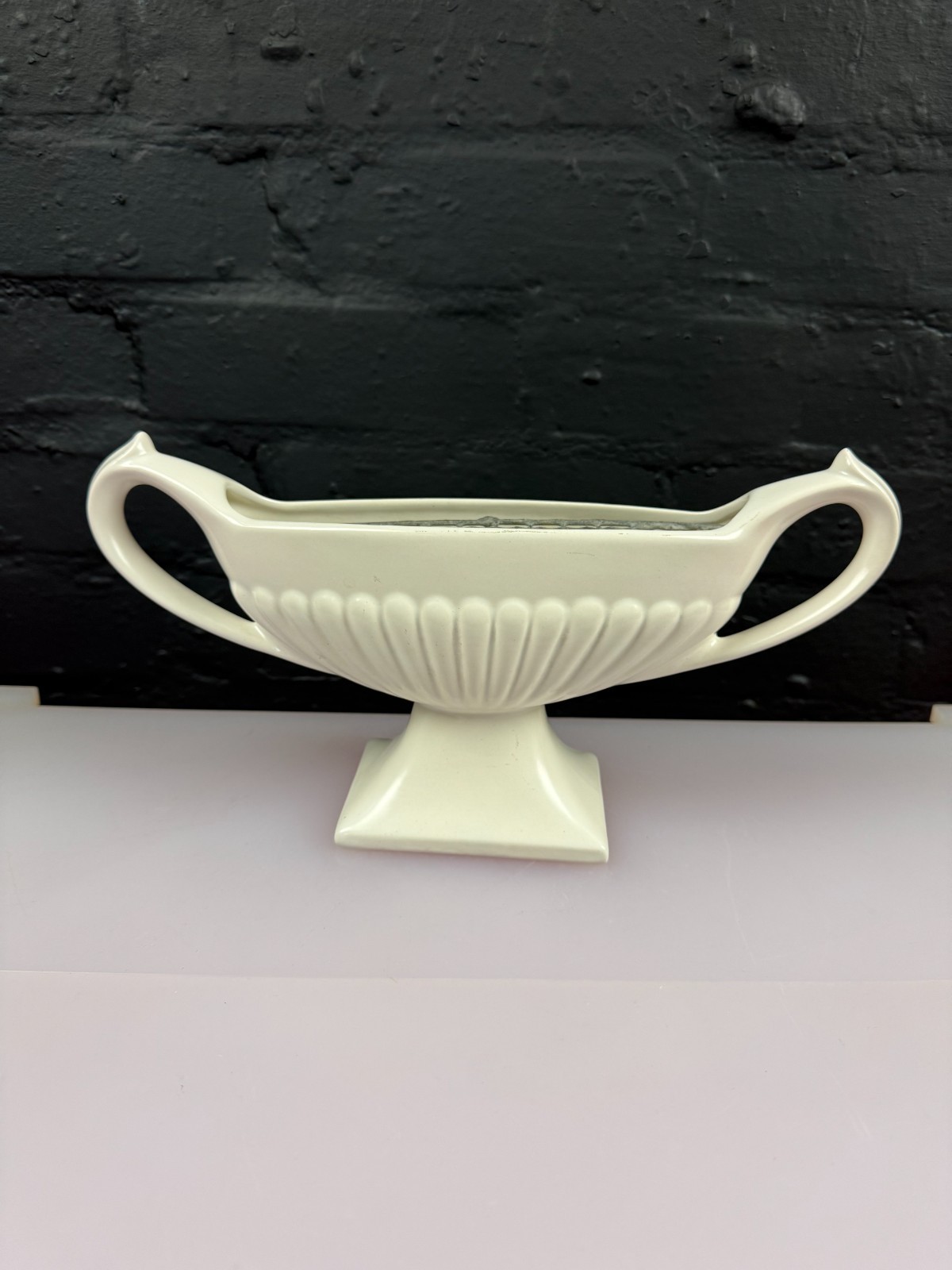 Dee Cee England Cream Mantle Planter Vase 12.5" x 6" x 3"