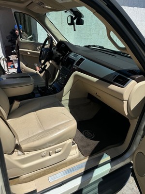 image 12 of interior