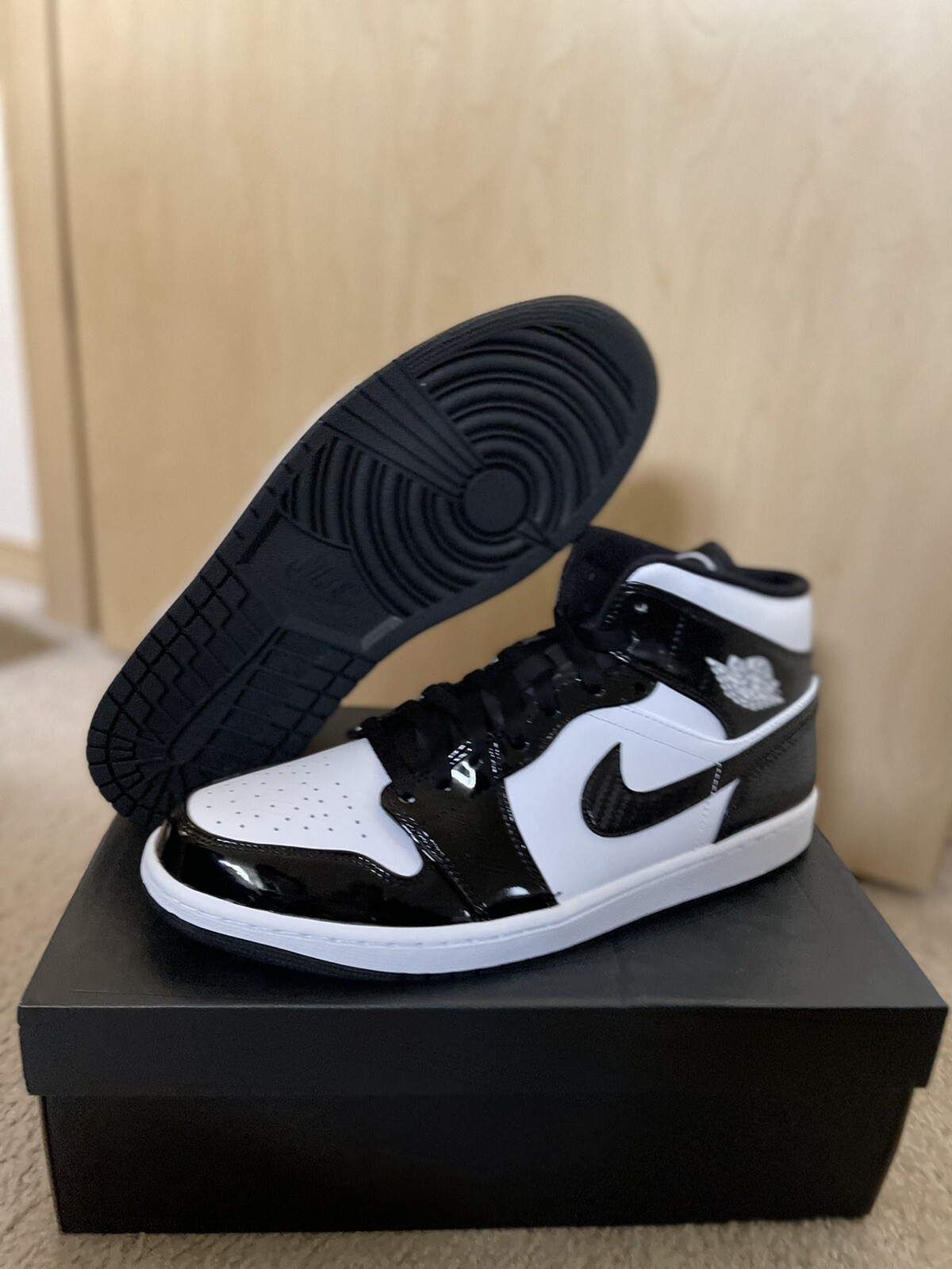 Nike Air Jordan 1 Mid Carbon Fiber All 