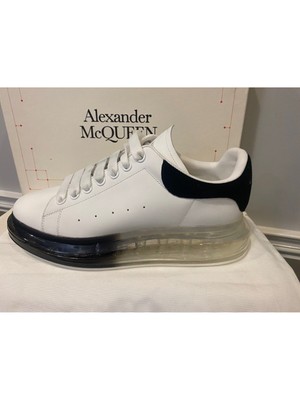 

ALEXANDER MCQUEEN Женские белые спортивные кроссовки на танкетке 1-1/2 дюйма на платформе, Белый, 611698WHX9V