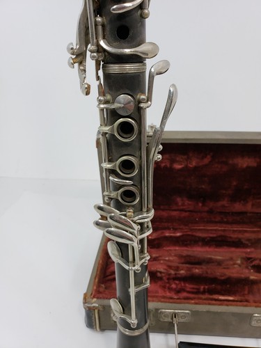 Vintage Criterion Clarinet In Carrying Case    ,