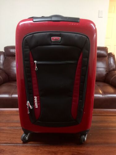 Tumi Ducati Limited Edition Evoluzione Quattroporte Medium Tumi Ducati Limited Edition Evoluzione Quattroporte Medium