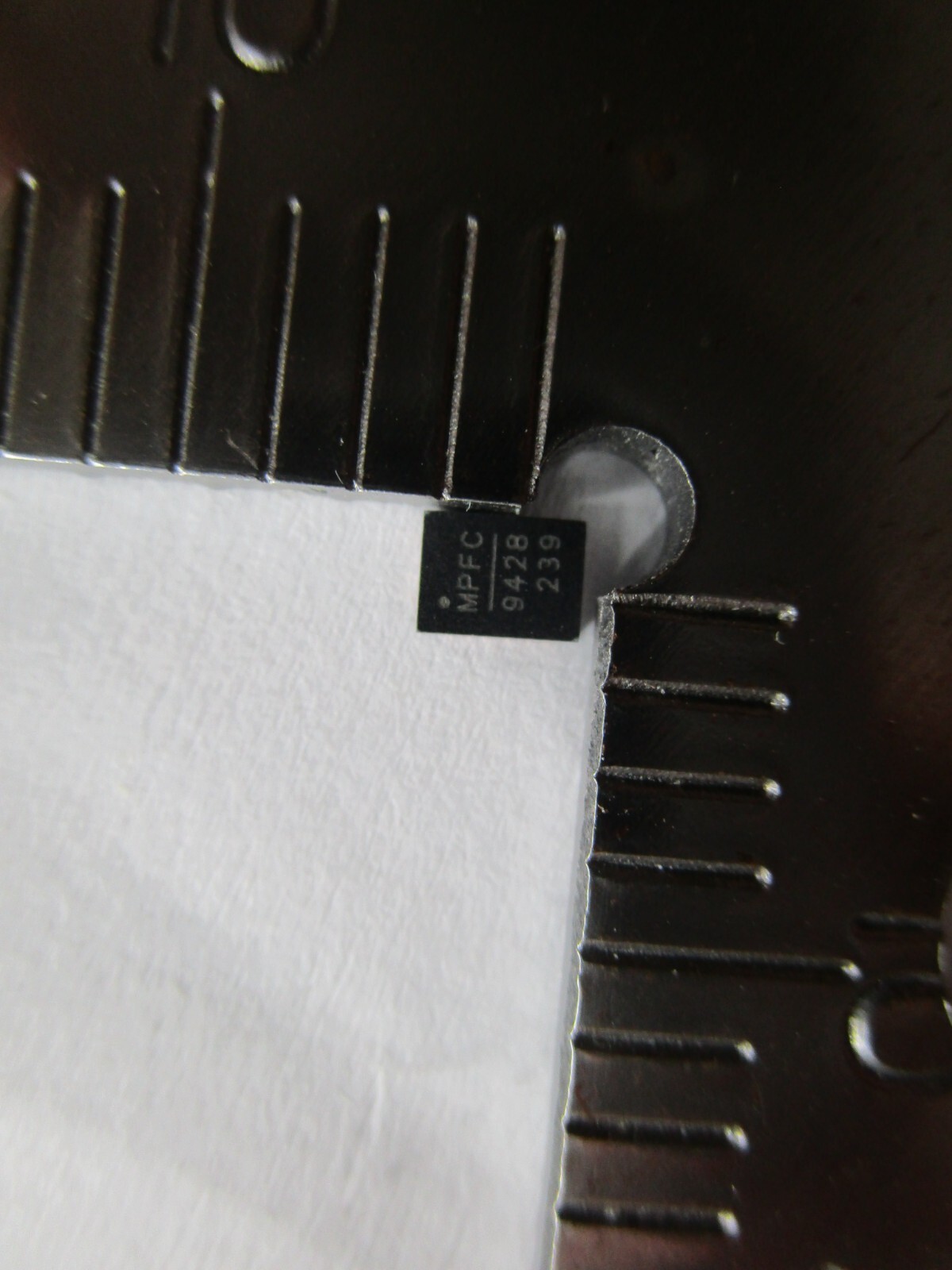 4/22.23 chip様 PIC24FJ128GA308 | Microchip Technology