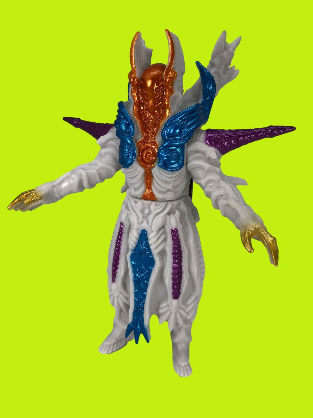 Bandai Ultraman Ultra Monster Series 104 Greeza Third form