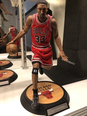 1//6 Scale Real Masterpiece NBA Locker Scottie Pippen Metal Name Tag 1