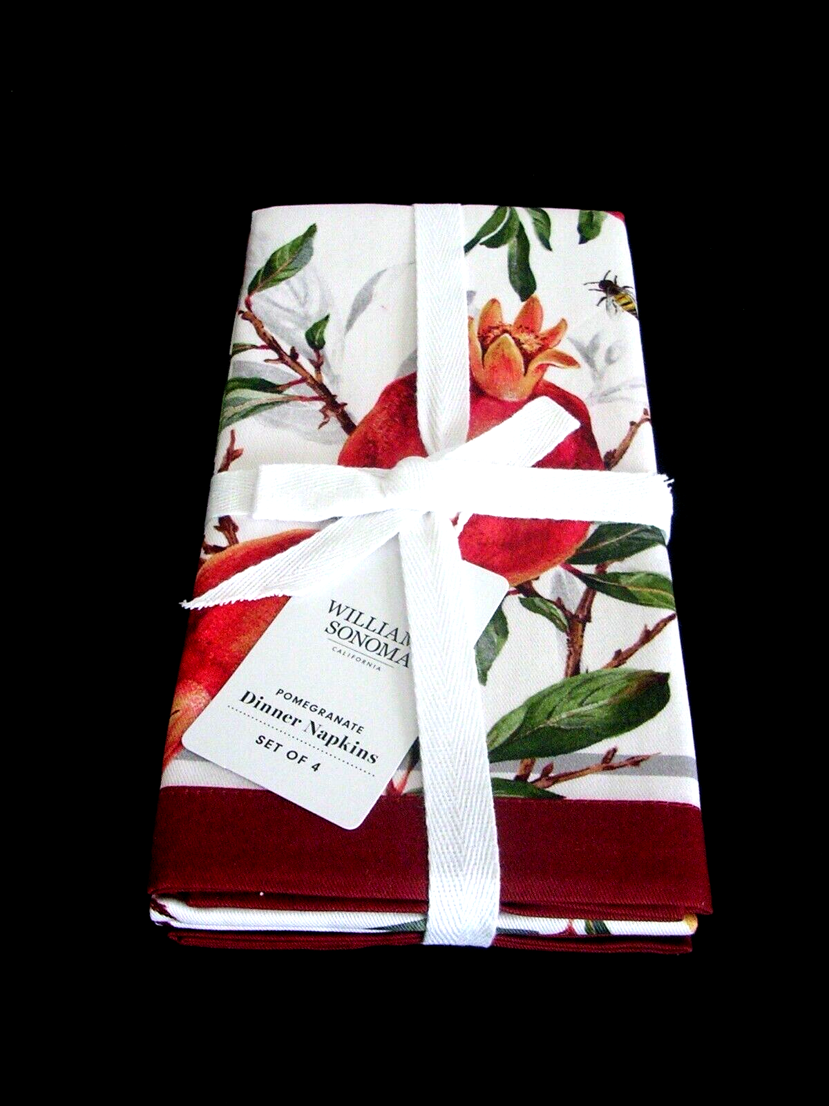 WILLIAMS SONOMA POMEGRANATE DINNER NAPKINS SET OF FOUR 100% COTTON NEW WITH TAGS