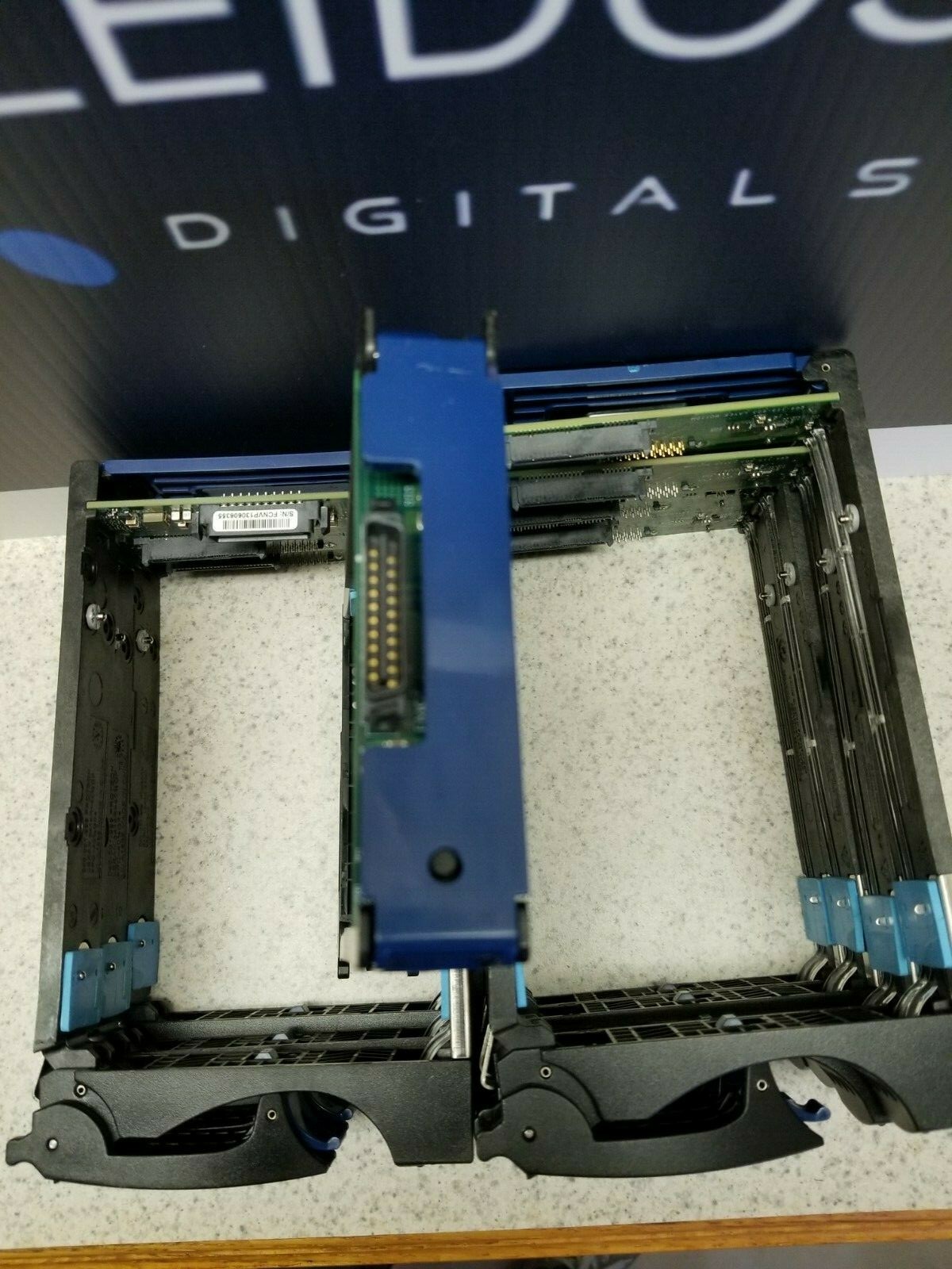 Lot Of 8EMC Tray Caddy SAS FC Interposer 303-115-003D