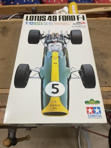TAMIYA 1/12 LOTUS 49 FORD F-1 Big Scale Model Kit Vintage TAMIYA 1/12 LOTUS 49 FORD F-1 Big Scale Model Kit Vintage