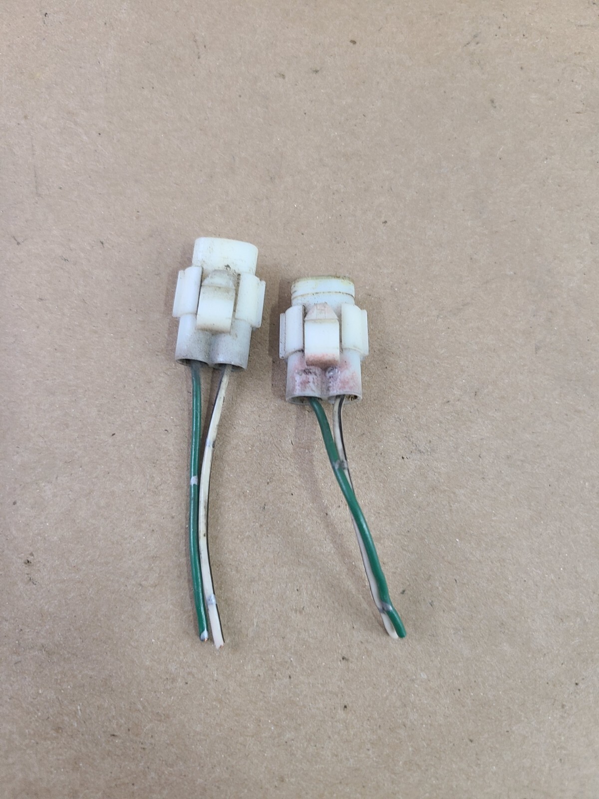 1991 - 1995 OEM Toyota SW20 MR2 Front Side Marker Light Bulb 1991 - 1995 OEM Toyota SW20 MR2 Front Side Marker Light Bulb