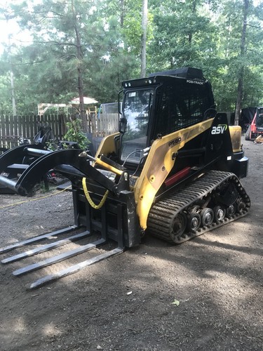 $24k - 2010 ASV / TEREX PT-60 EROPS Compact Track Loader - Heat / Ac / New Trax