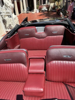 image 4 of interior