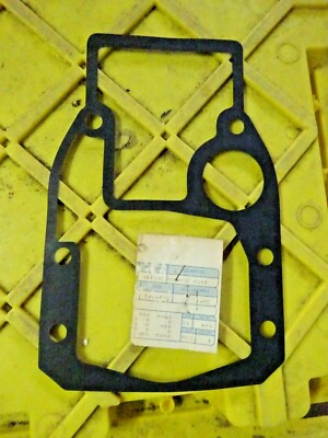 OMC #915840 Envirude Johnson Gasket Gear Housing Pivot Out Drive Starboard 