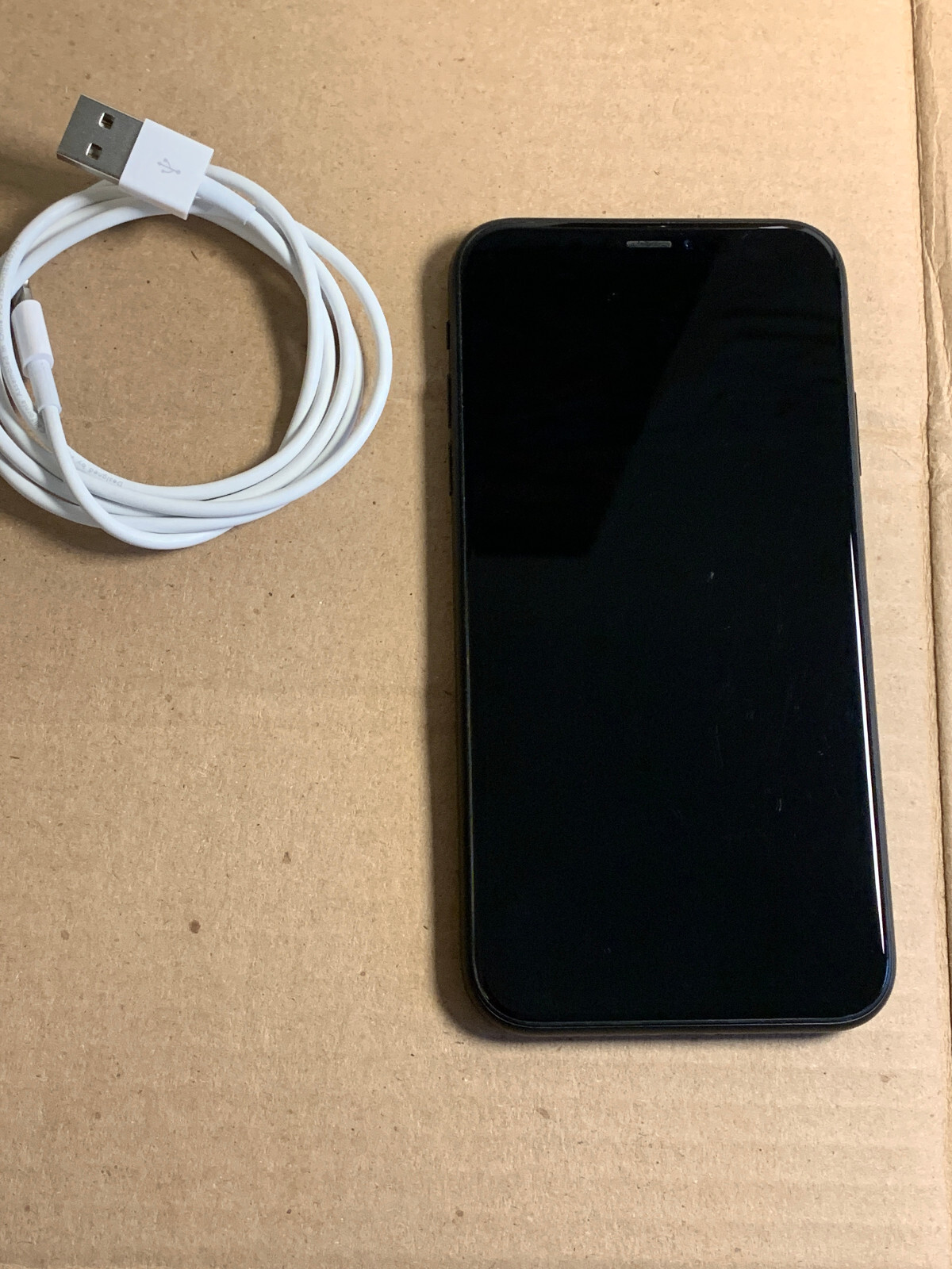 Apple iPhone XR - 64GB - Black (unlocked) A1984 (CDMA + GSM