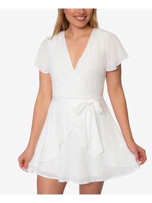 БЕЗМОЛВНОЕ женское белое мини-платье с развевающимися рукавами и завязками на поясе 5